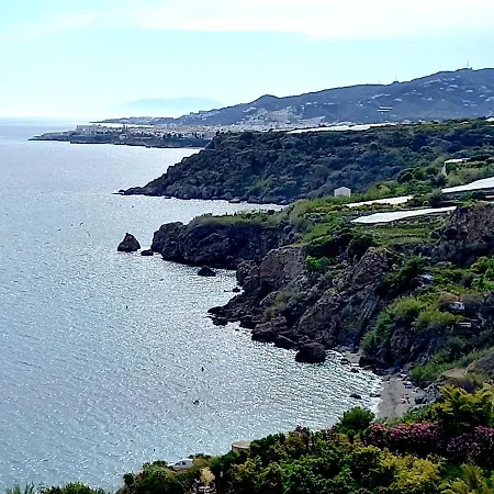 Tres J Villa