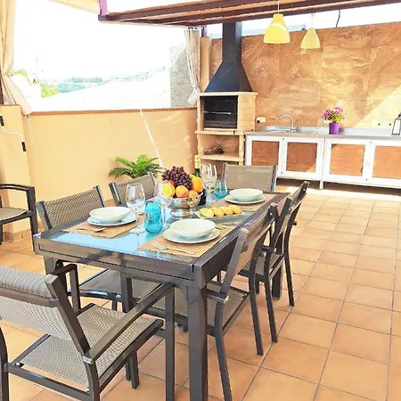 Tres J Villa Malaga